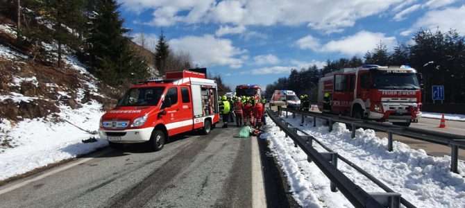 Verkehrsunfall mit Personenschaden auf der A2- Autobahnabfahrt Wernberg