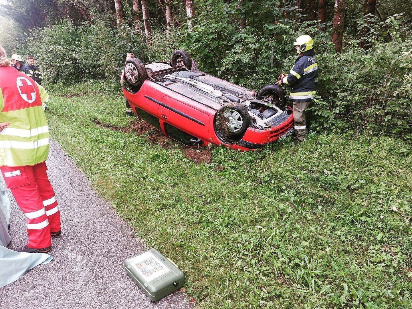 Verkehrsunfall B83 – Lind ob Velden