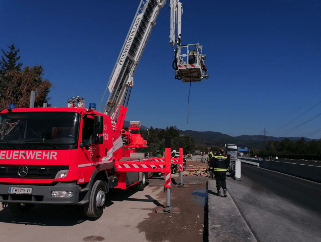 Person in Notlage A2 Südautobahn