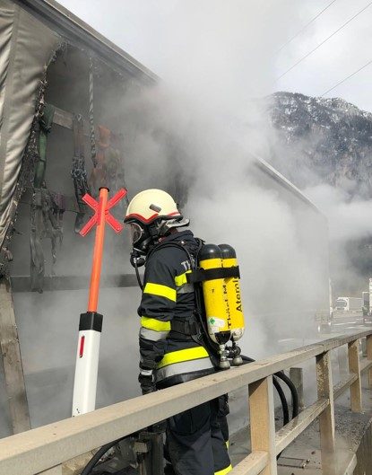 LKW – Brand auf der A2 Südautobahn