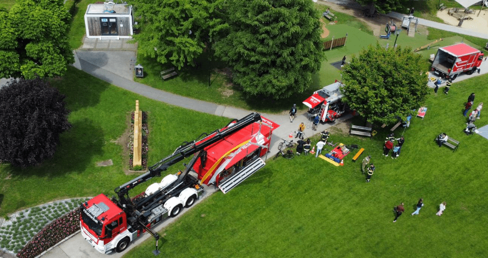 Tag der Stützpunkt-Feuerwehr Velden Tag der Stützpunkt-Feuerwehr Velden