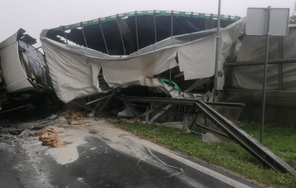 Schwerer Verkehrsunfall auf der A2 Schwerer Verkehrsunfall auf der A2