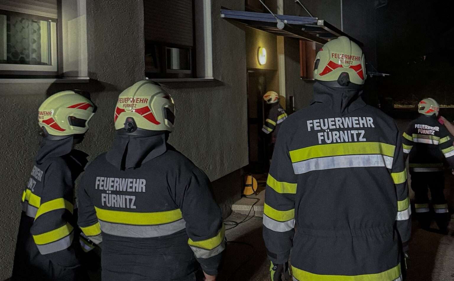 Fürnitz: Person aus verrauchter Wohnung gerettet