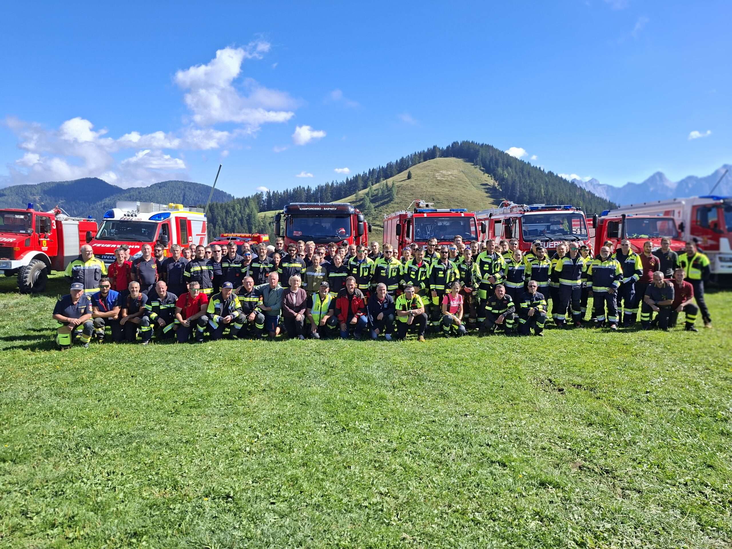 Erfolgreiche dreiländerübergreifende Feuerwehrübung am Dreiländereck Erfolgreiche dreiländerübergreifende Feuerwehrübung am Dreiländereck
