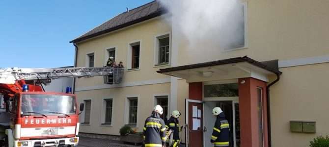 Gemeinschaftsübung in der VS Stadelbach