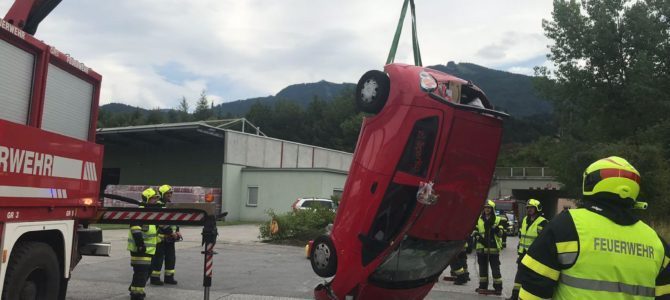 Fahrzeugüberschlag B111, Höhe Industriegebiet