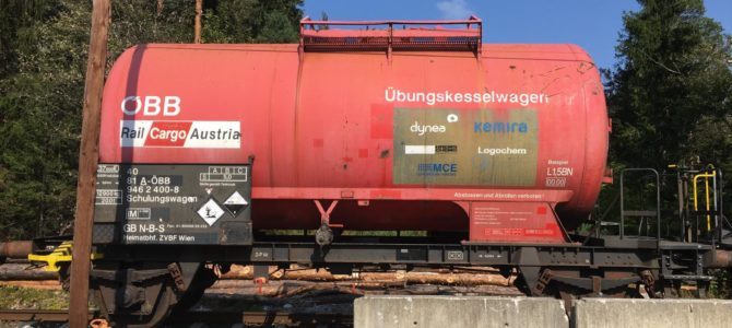 Gefahrstoffübung im Gleisbereich